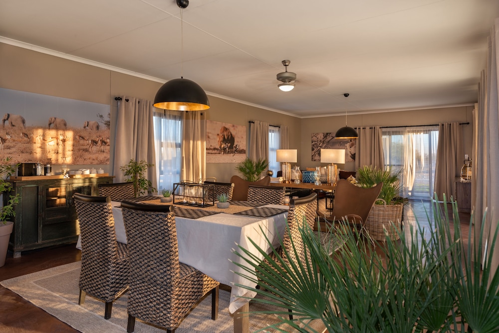 safari house