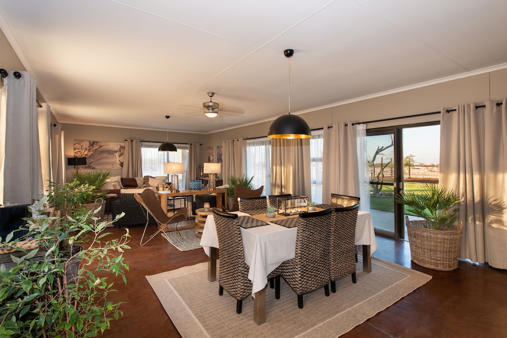 safari house