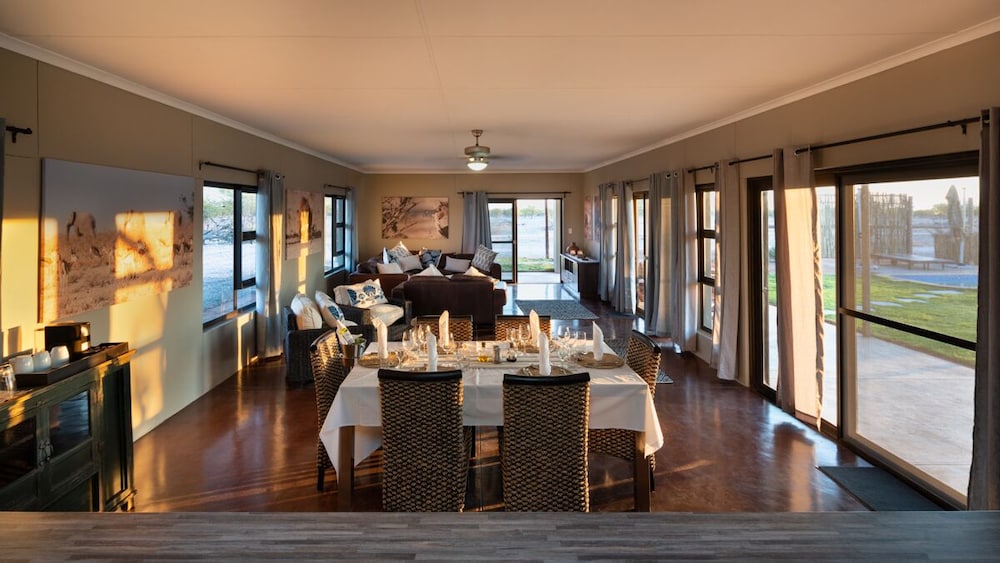 safari house