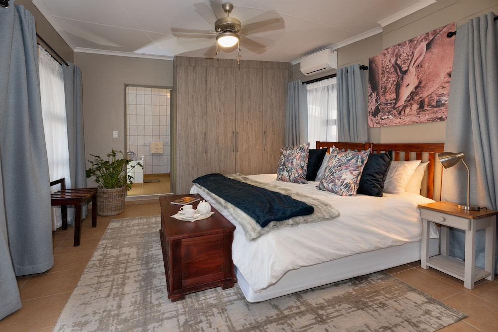safari house