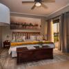 Safari House,,3.5 star
