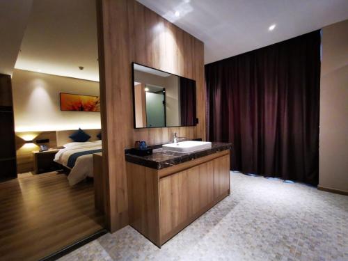 vx hotel wuxi huishan district yuqi industrial area zhenzhong road