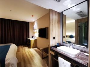 vx hotel wuxi huishan district yuqi industrial area zhenzhong road