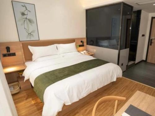 greentree inn liuan g312 national highway golden sun car city