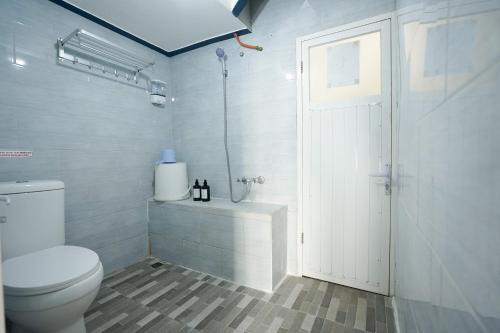 sekar gambir homestay by zuzu