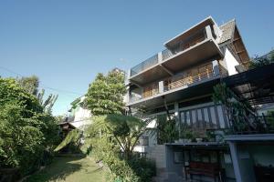 sekar gambir homestay by zuzu