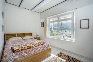 sekar gambir homestay by zuzu