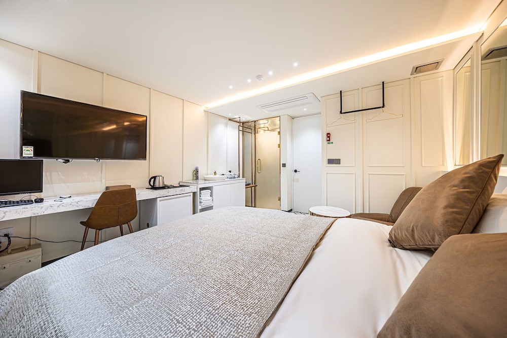 olive hotel