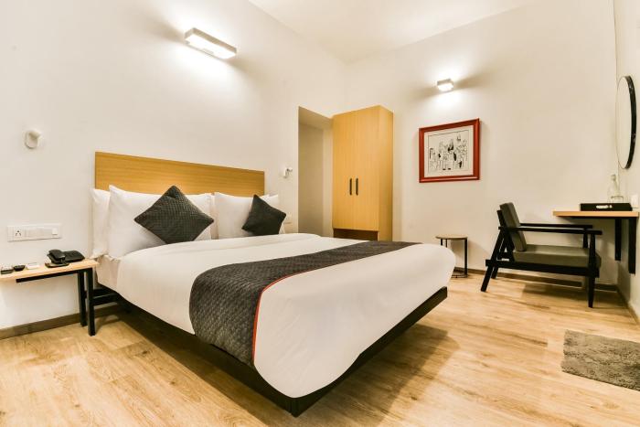 oyo townhouse 182 menka