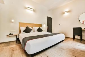 oyo townhouse 182 menka