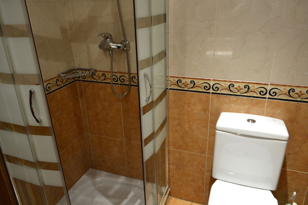 hotel alda estacion oviedo