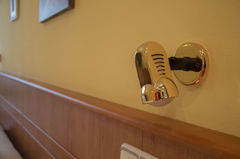 hotel alda estacion oviedo