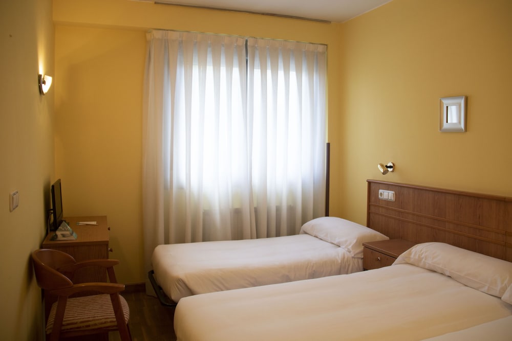 hotel alda estacion oviedo