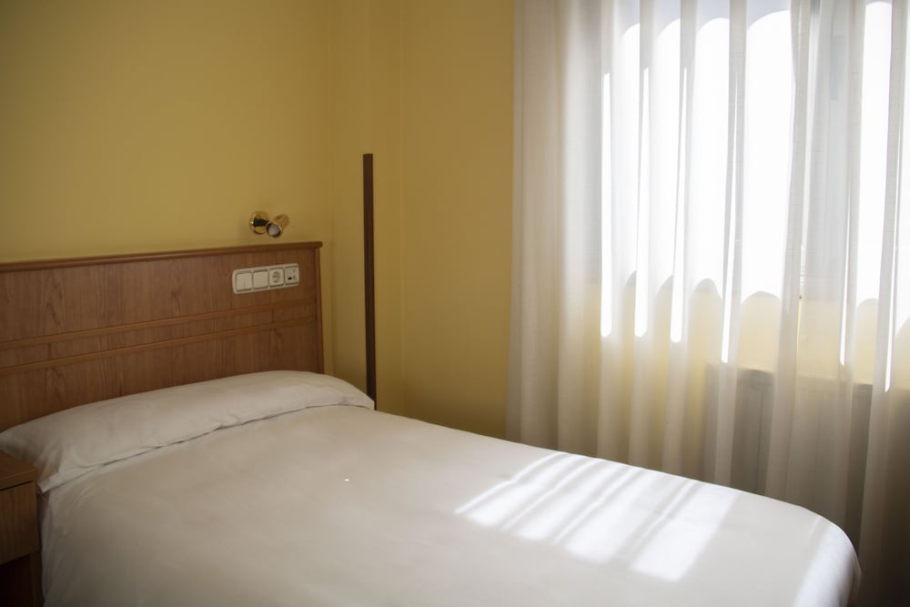 hotel alda estacion oviedo