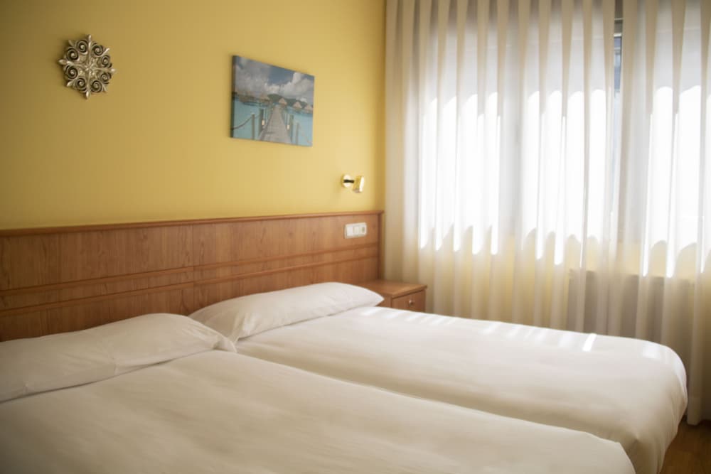 hotel alda estacion oviedo