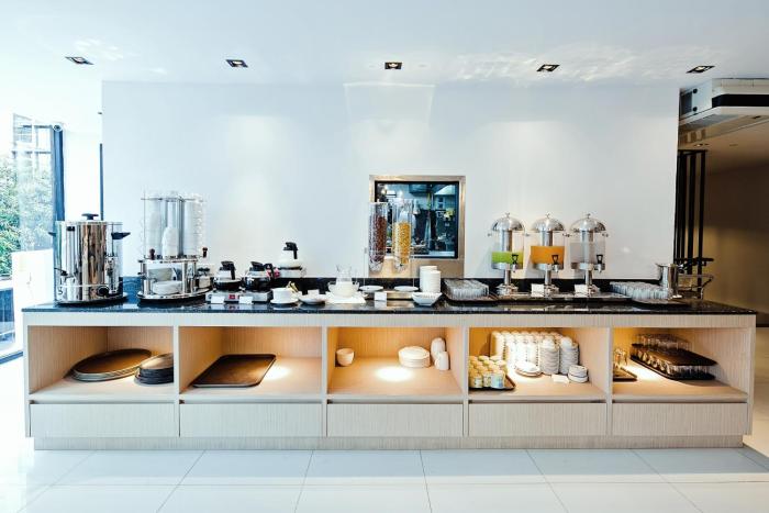 three sukhumvit hotel