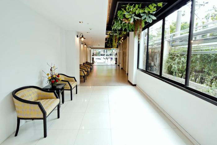 three sukhumvit hotel