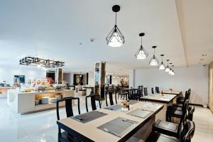 three sukhumvit hotel
