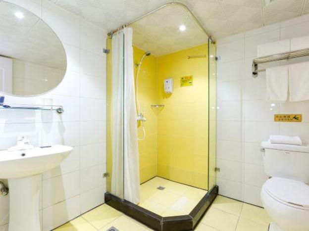home inn yangzhou wenchangge huanggong square