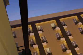 hotel santika bengkulu