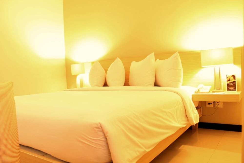 hotel santika bengkulu