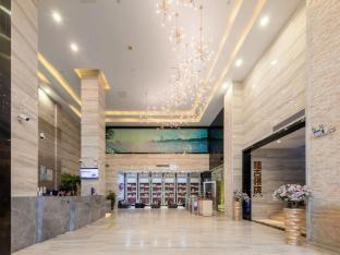 lavande hotels guangzhou jiahe wanggang metro station junhe avenue