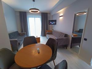 orange garden apart hotel