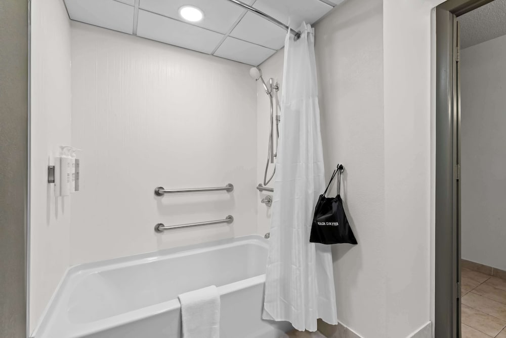 spark by hilton bensalem philadelphia