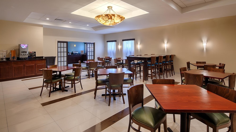 spark by hilton bensalem philadelphia