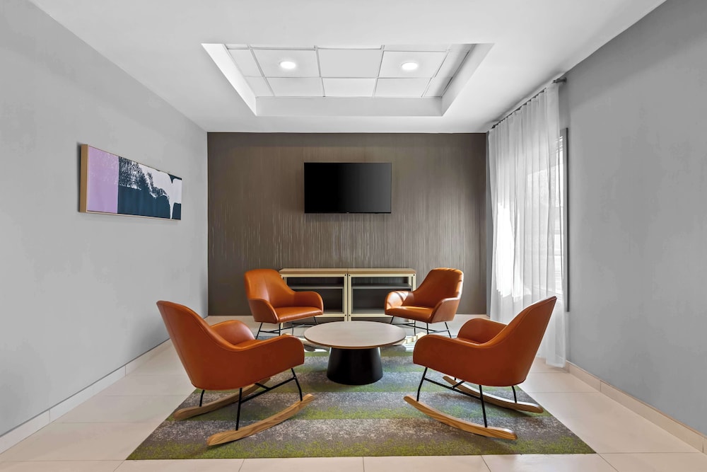 spark by hilton bensalem philadelphia