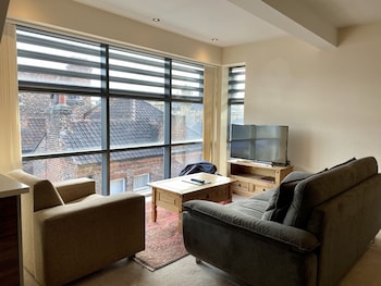 churchill apartments