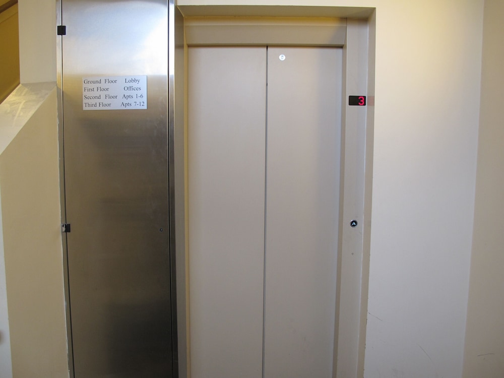 churchill apartments