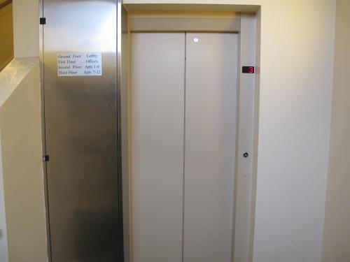 churchill apartments