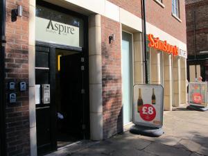 churchill apartments