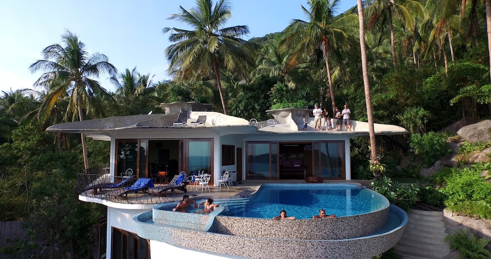 monkey flower villas