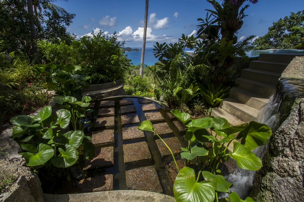 monkey flower villas