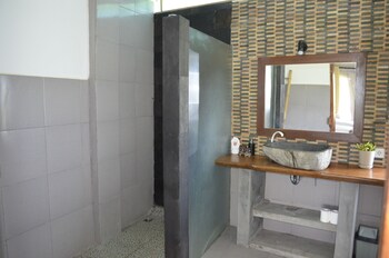 west break bali medewi