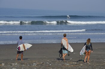 west break bali medewi