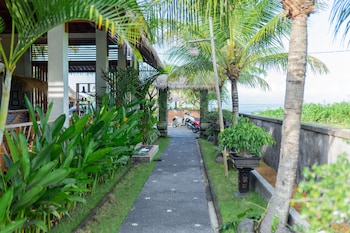 west break bali medewi
