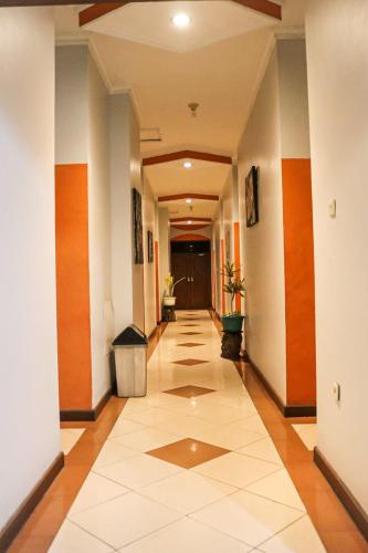 hotel pesona merak