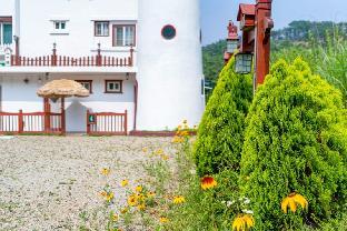 windmill and light house pension