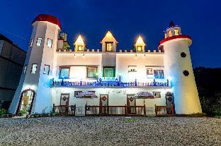 windmill and light house pension