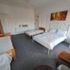 edinburgh travel house