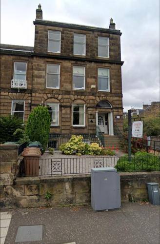 edinburgh travel house