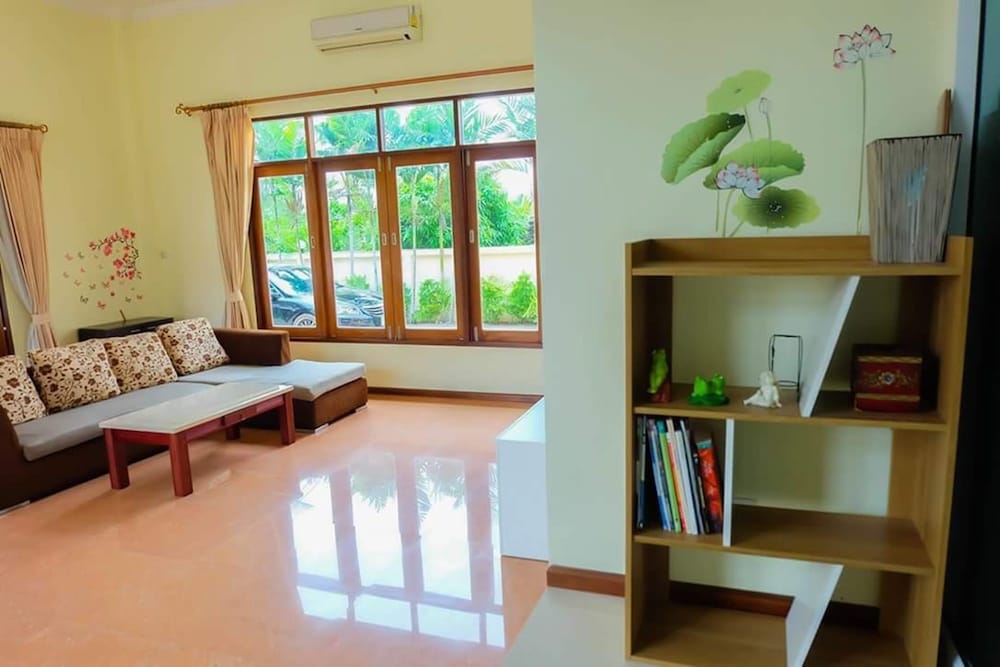 tansita house 1