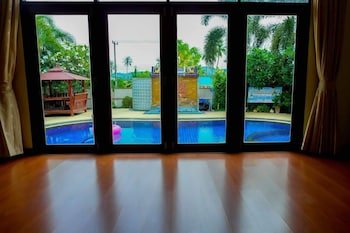 tansita house 1