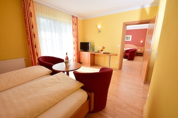 golf and therme sonnenpension hotel garni