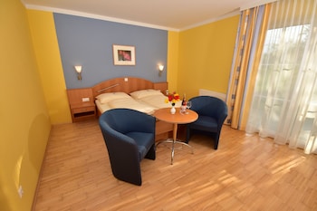 golf and therme sonnenpension hotel garni
