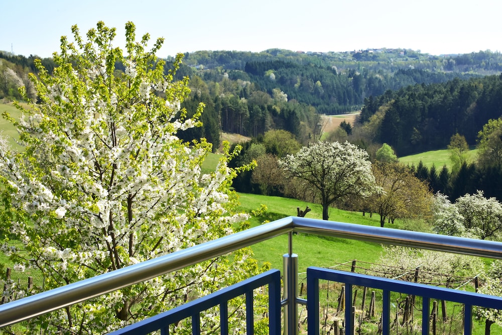 golf and therme sonnenpension hotel garni