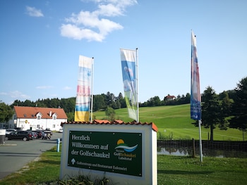 golf and therme sonnenpension hotel garni